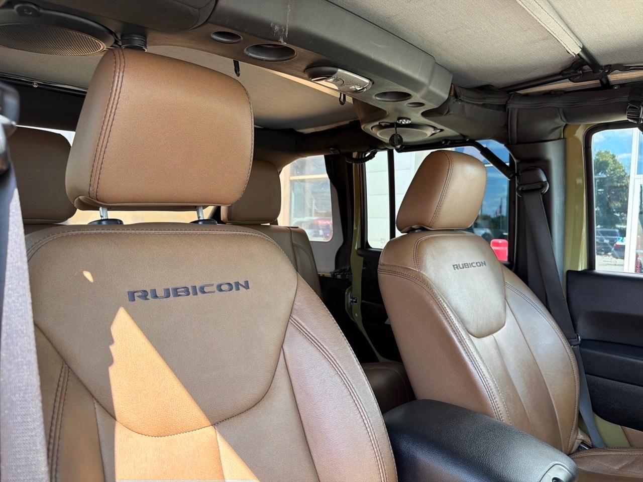 Jeep Wrangler Unlimited 4WD 4dr Rubicon 2013