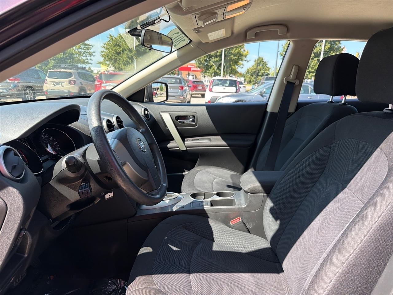 Nissan Rogue Select FWD 4dr S 2015