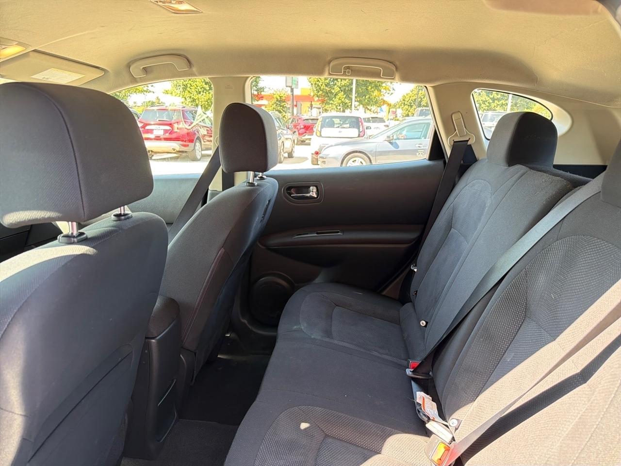 Nissan Rogue Select FWD 4dr S 2015