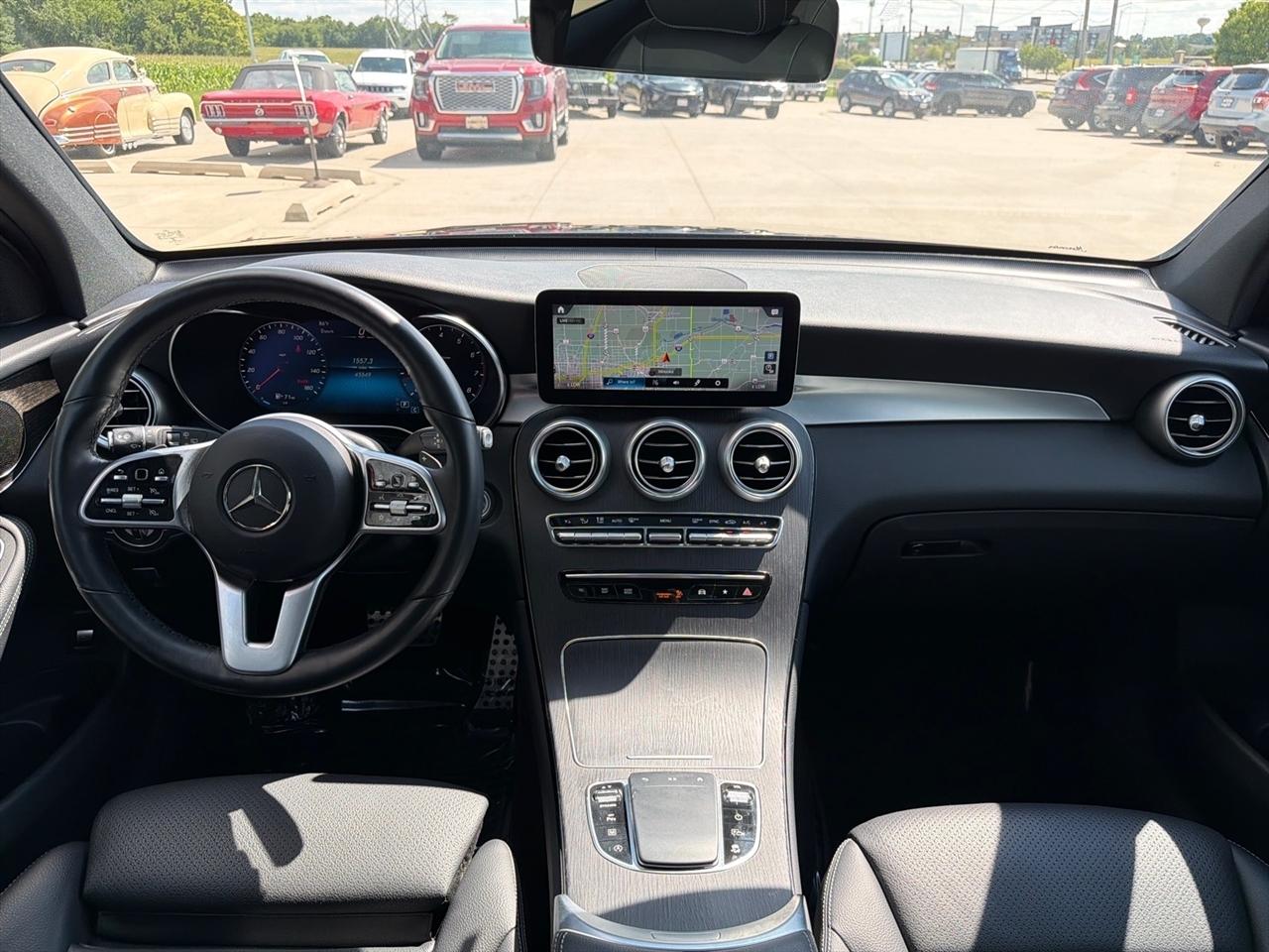 Mercedes-Benz GLC GLC 300 4MATIC SUV 2022
