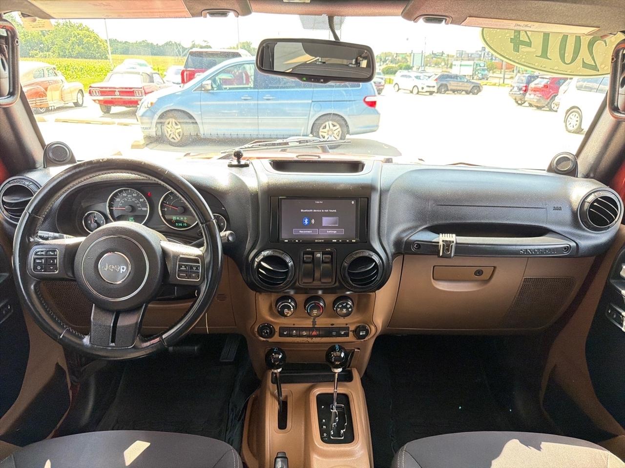 Jeep Wrangler 4WD 2dr Sahara 2014