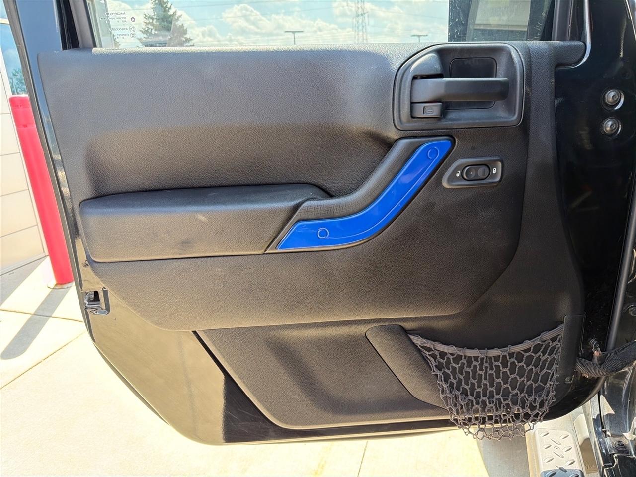 Jeep Wrangler Unlimited 4WD 4dr Sport 2015