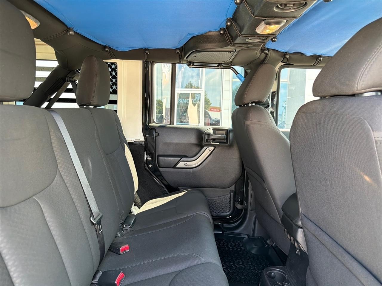 Jeep Wrangler Unlimited 4WD 4dr Sport 2015