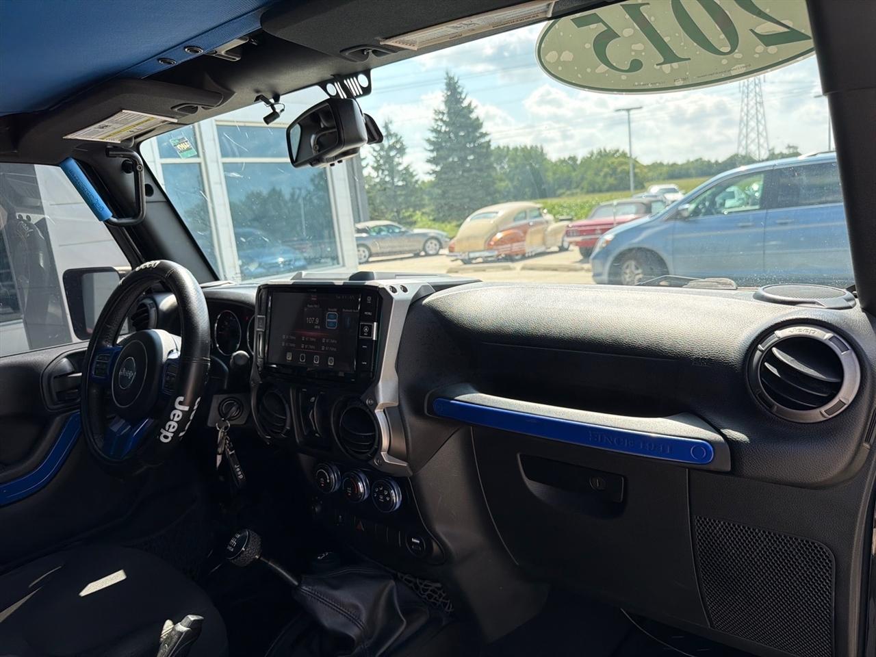 Jeep Wrangler Unlimited 4WD 4dr Sport 2015