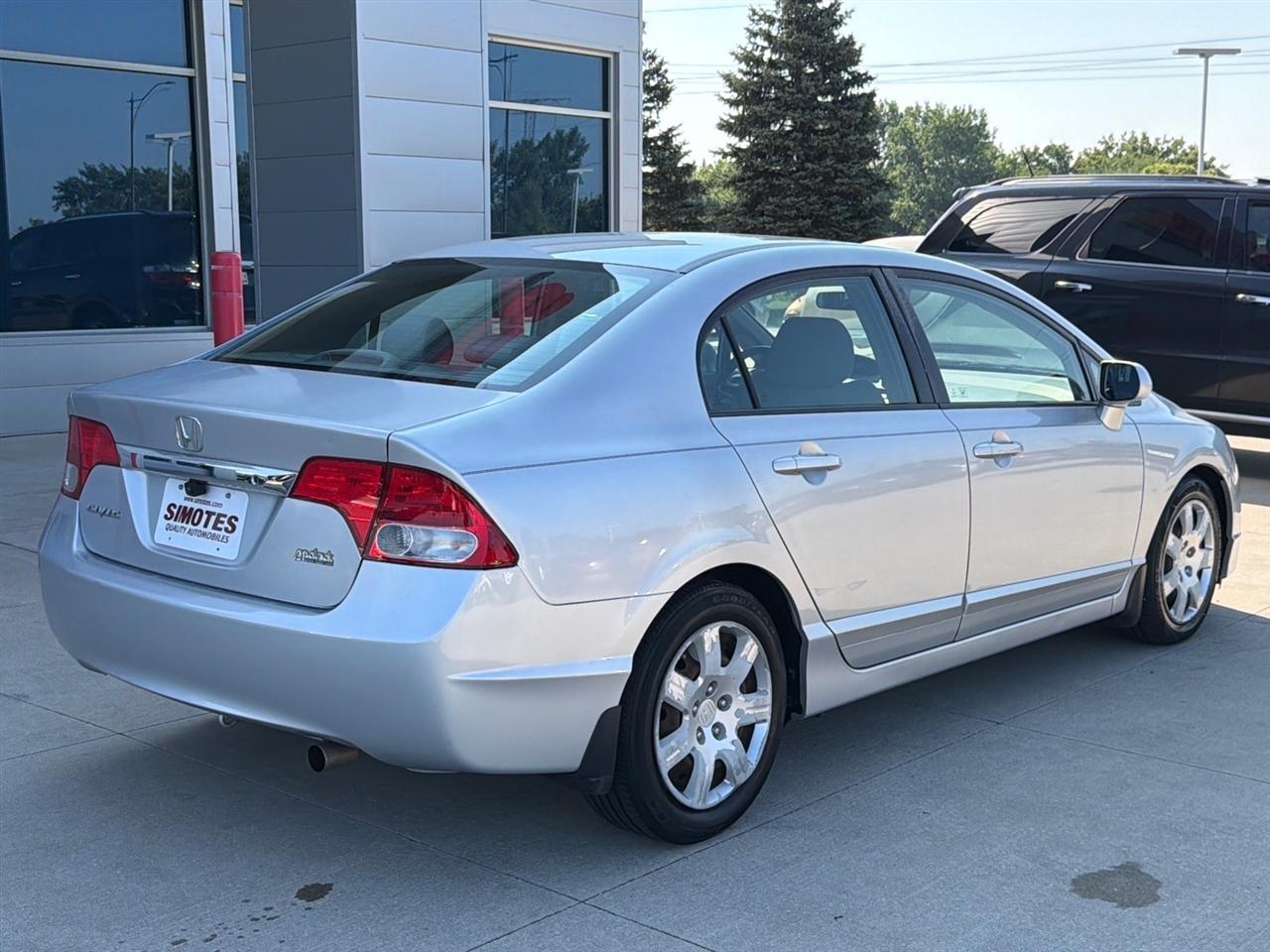 Honda Civic Sdn 4dr Auto LX 2010