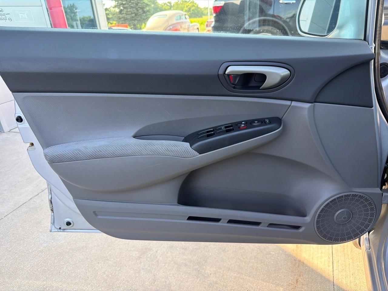Honda Civic Sdn 4dr Auto LX 2010