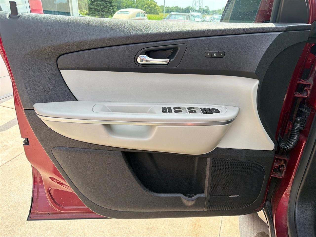 GMC Acadia AWD 4dr SLT 2007