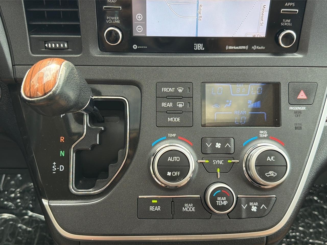 Toyota Sienna Limited Premium AWD 7-Passenger (Natl) 2020