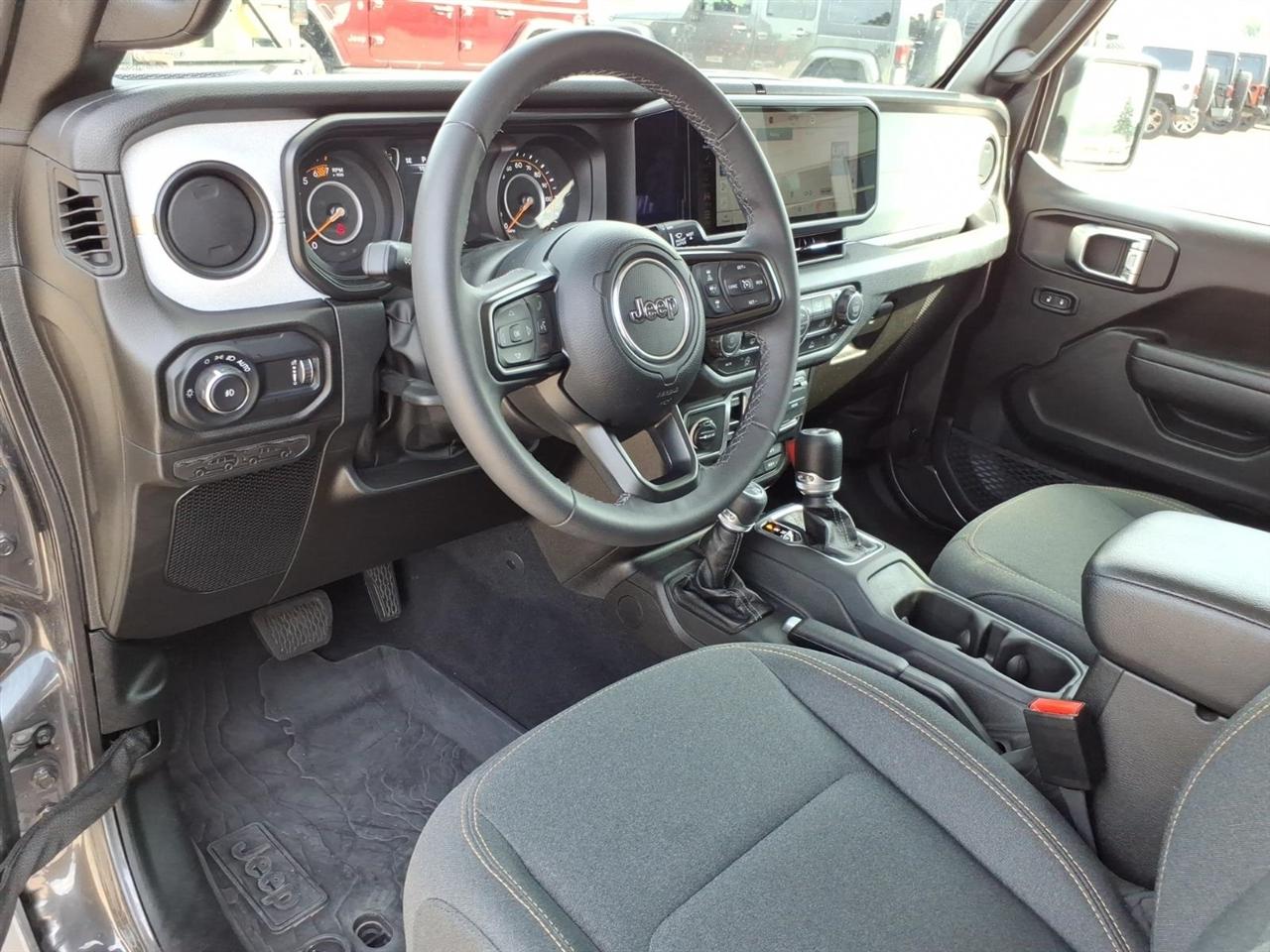 Jeep Wrangler Willys 4 Door 4x4 2025