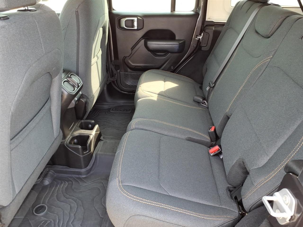 Jeep Wrangler Willys 4 Door 4x4 2025