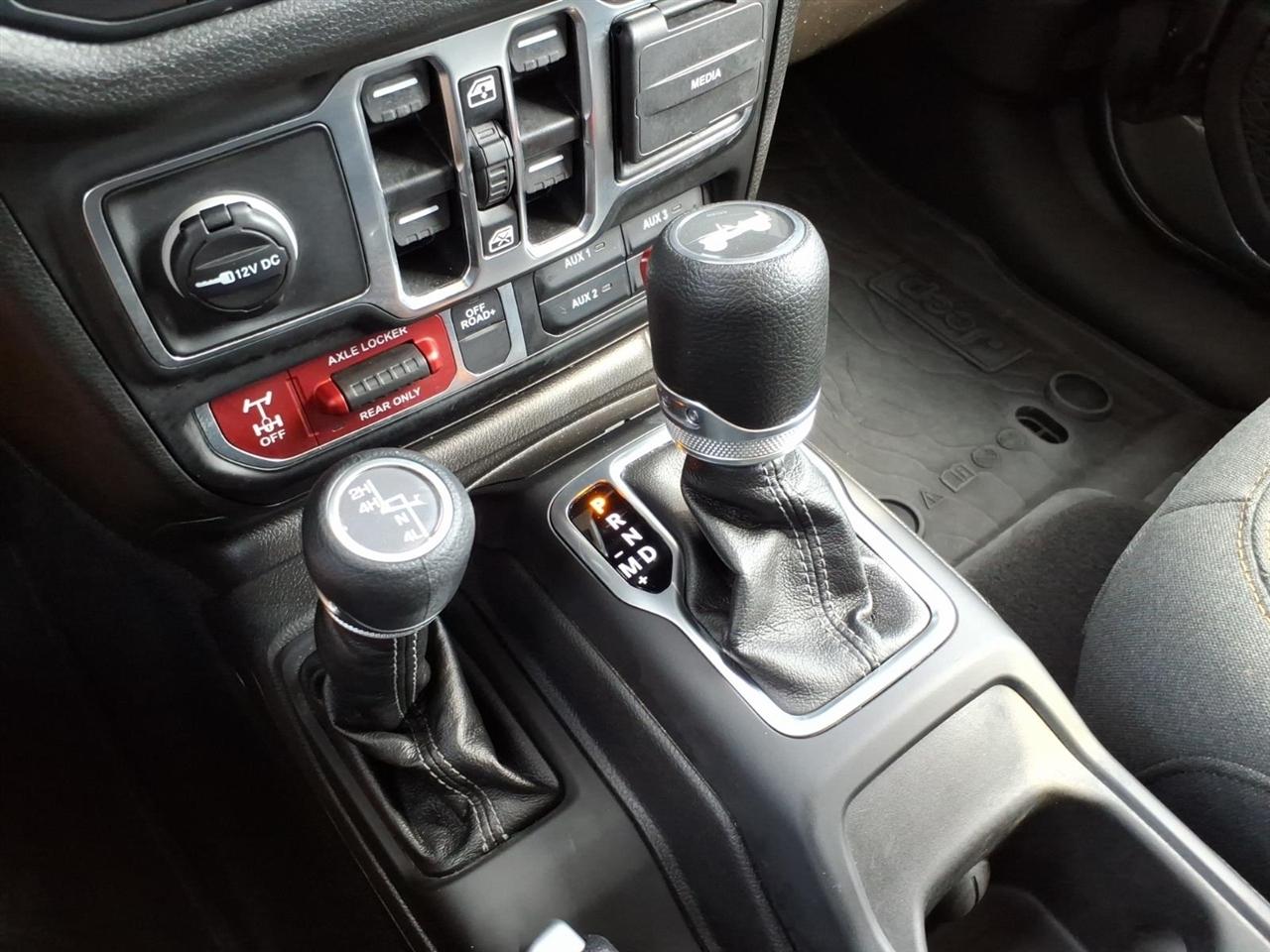 Jeep Wrangler Willys 4 Door 4x4 2025