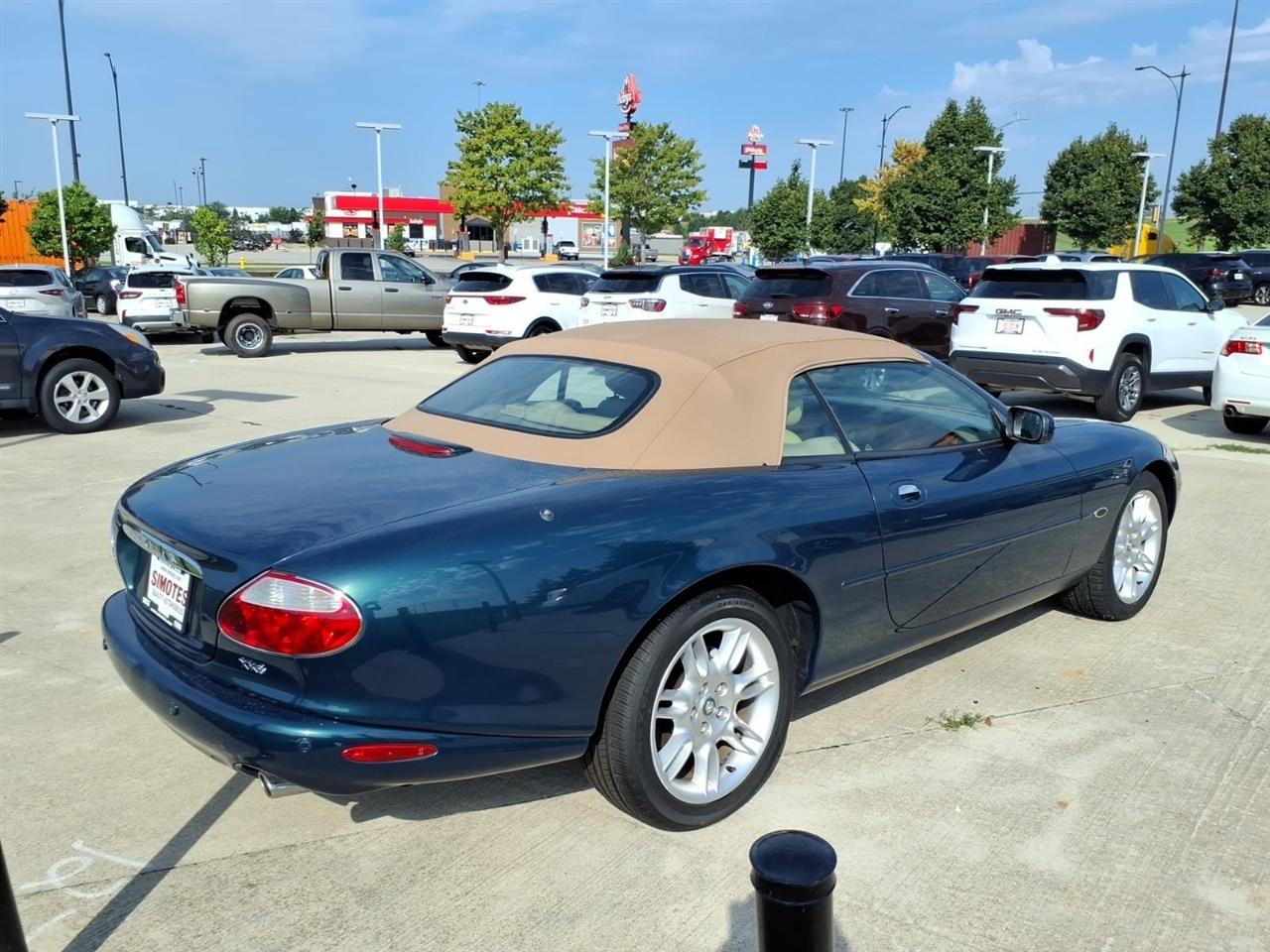 Jaguar XK8 2dr Conv XK8 2002