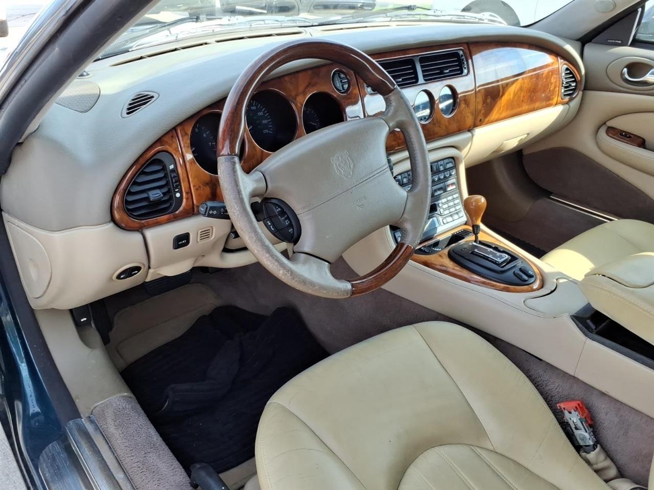 Jaguar XK8 2dr Conv XK8 2002
