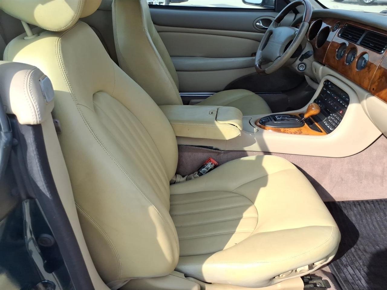 Jaguar XK8 2dr Conv XK8 2002