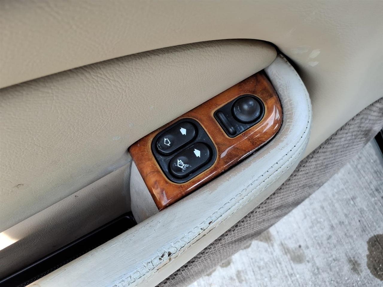 Jaguar XK8 2dr Conv XK8 2002