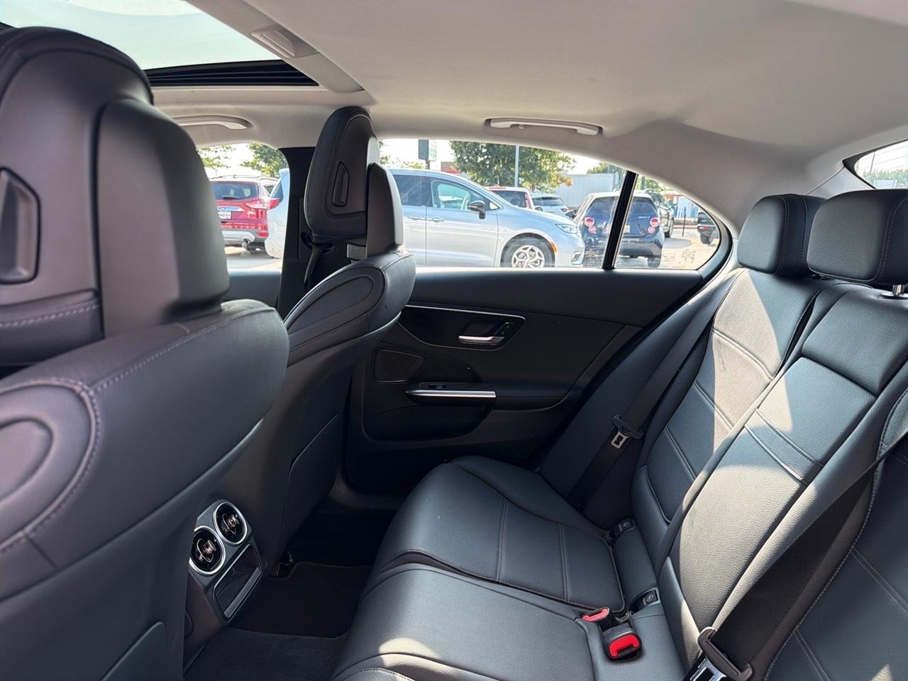 Mercedes-Benz C-Class C 300 4MATIC Sedan 2025