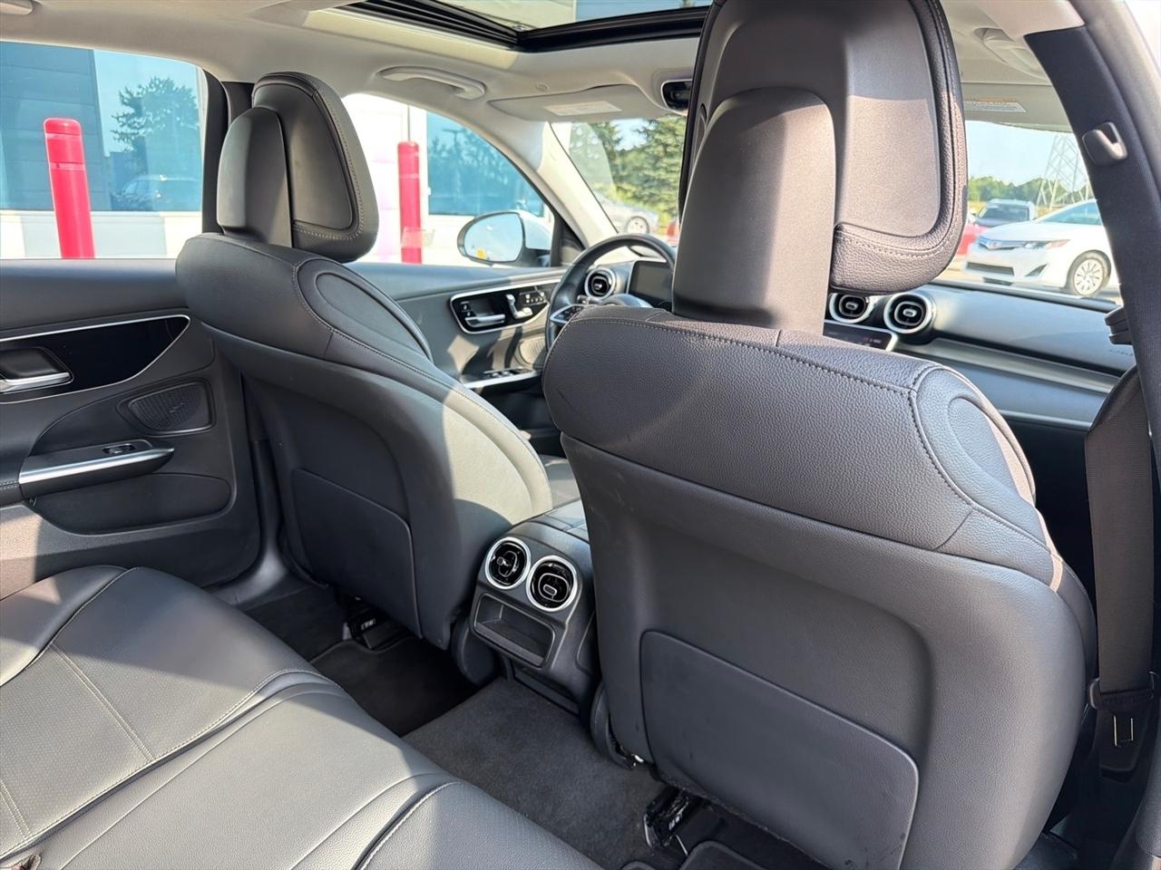 Mercedes-Benz C-Class C 300 4MATIC Sedan 2025