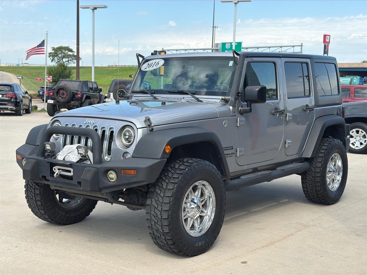 Jeep Wrangler Unlimited 4WD 4dr Sport 2016