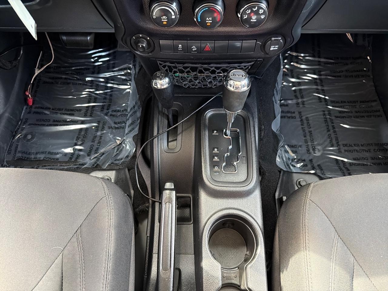 Jeep Wrangler Unlimited 4WD 4dr Sport 2016