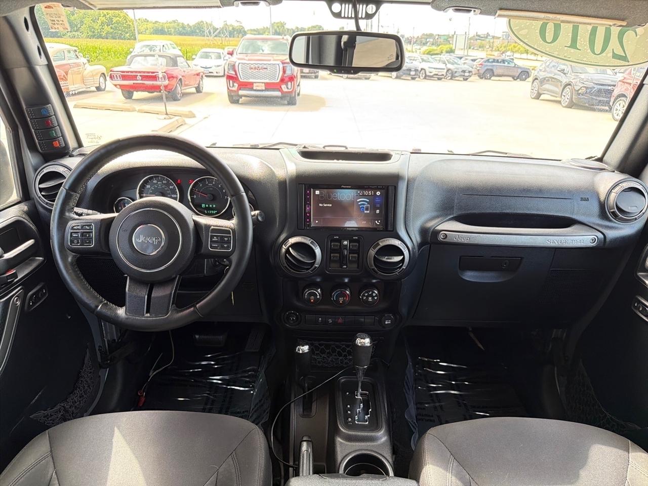 Jeep Wrangler Unlimited 4WD 4dr Sport 2016