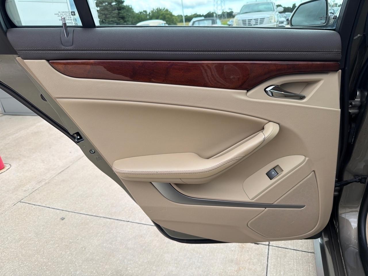 Cadillac CTS Sedan 4dr Sdn 3.6L Premium AWD 2011