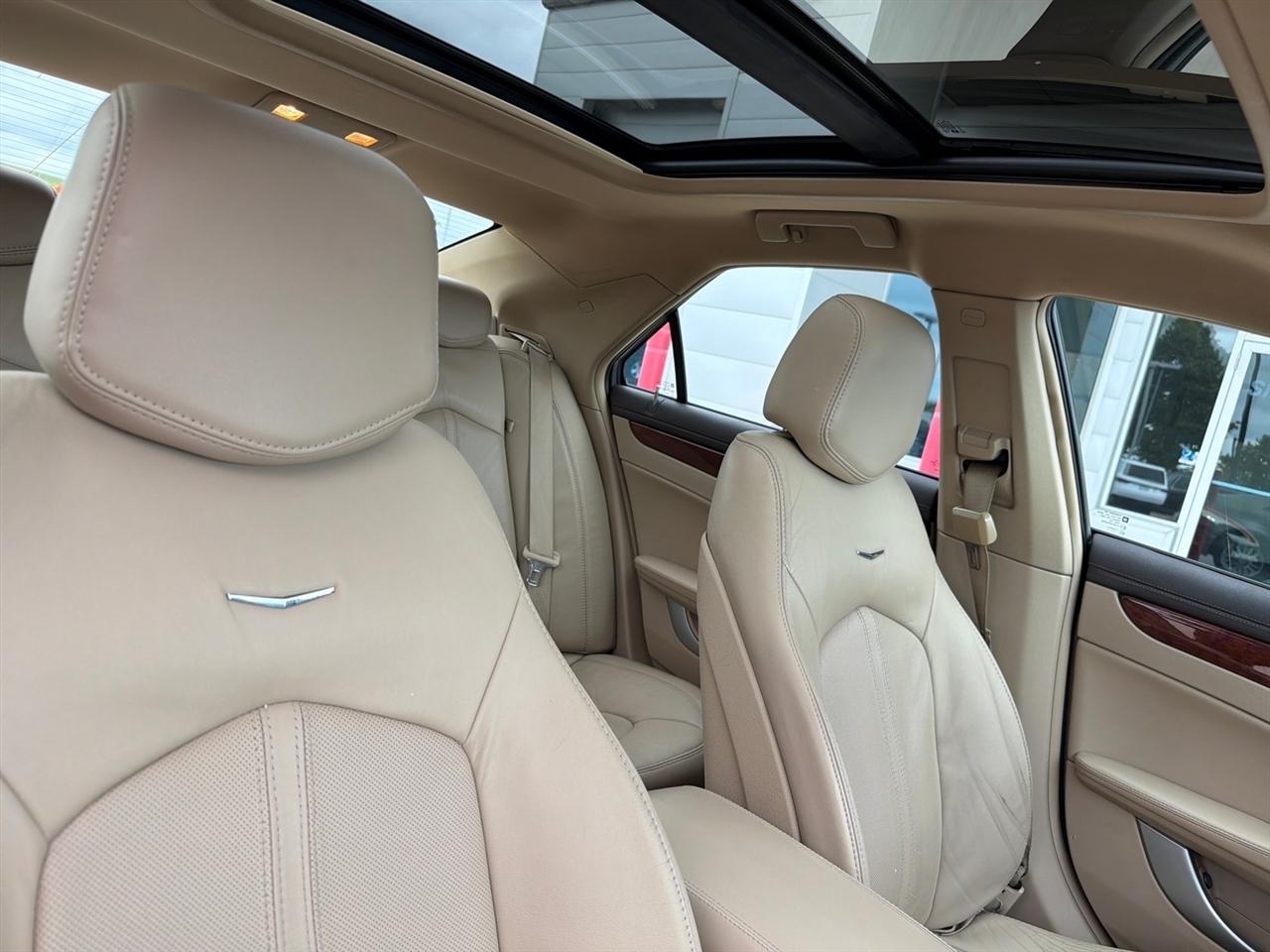 Cadillac CTS Sedan 4dr Sdn 3.6L Premium AWD 2011