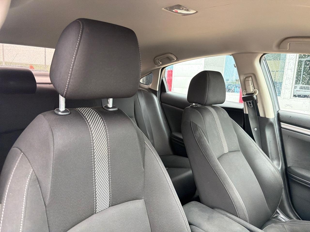 Honda Civic Sedan LX CVT 2017