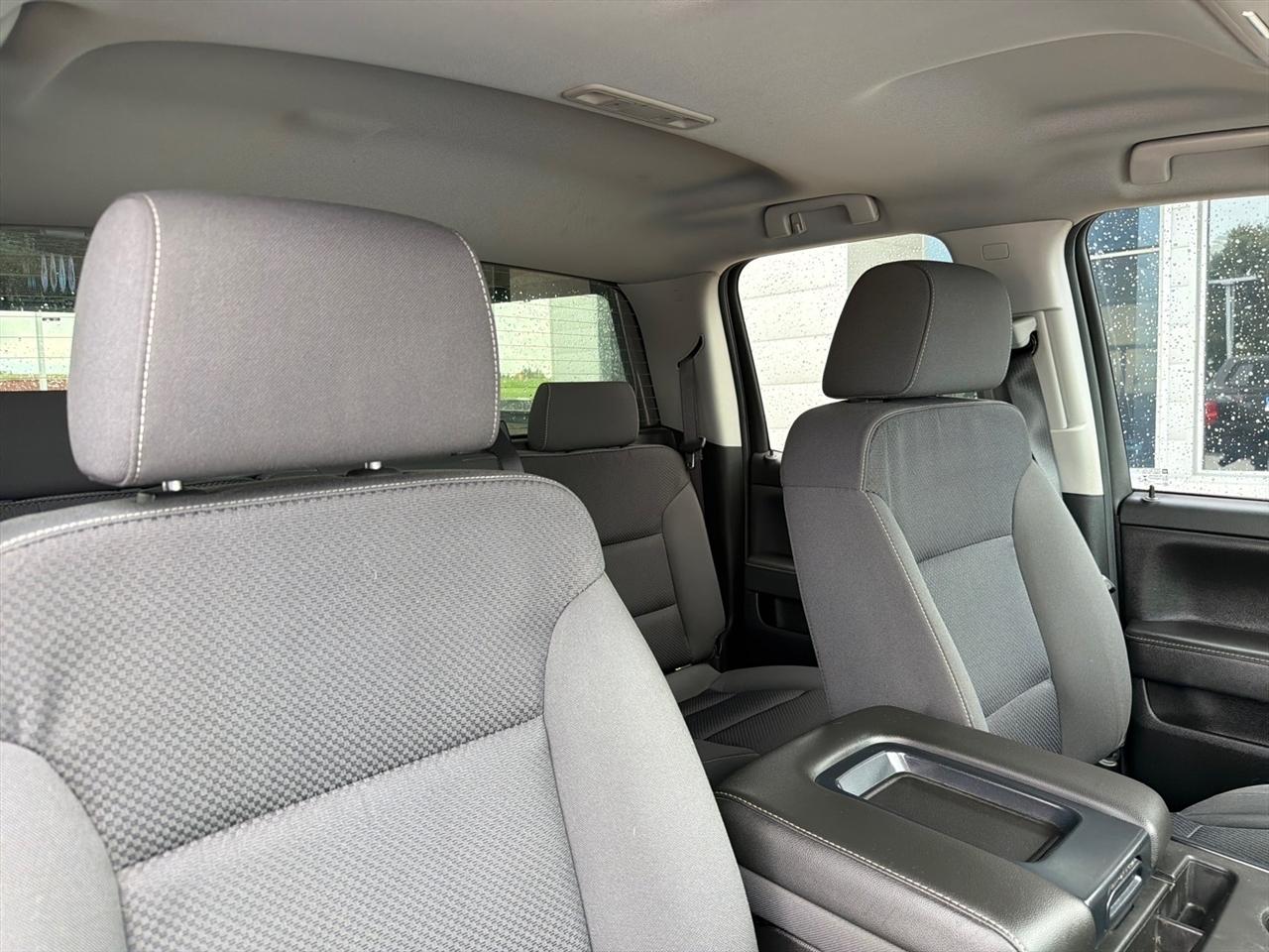 Chevrolet Silverado 1500 4WD Double Cab 143.5" LT w/2LT 2018