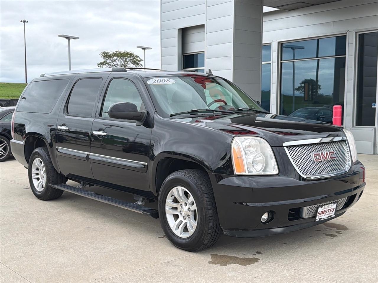 GMC Yukon XL Denali AWD 4dr 1500 2008