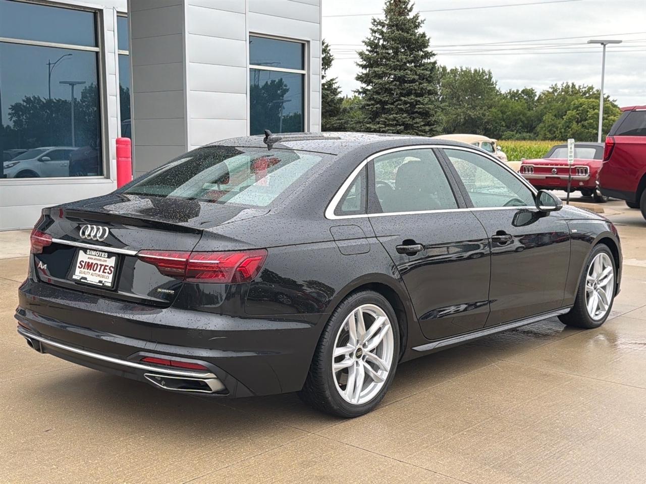 Audi A4 Sedan S line Premium Plus 45 TFSI quattro 2024