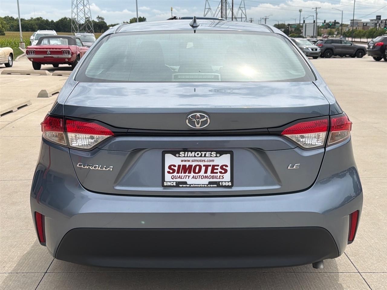 Toyota Corolla LE CVT (Natl) 2026