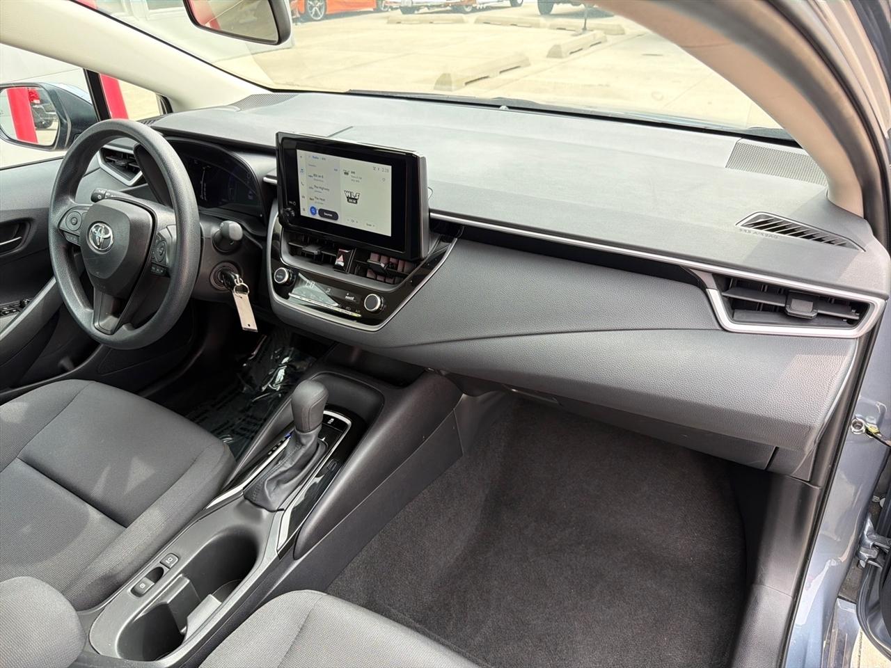 Toyota Corolla LE CVT (Natl) 2026