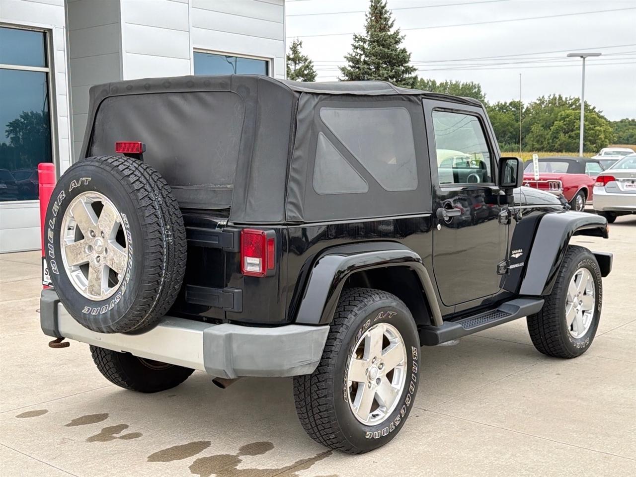 Jeep Wrangler 4WD 2dr Sahara 2009