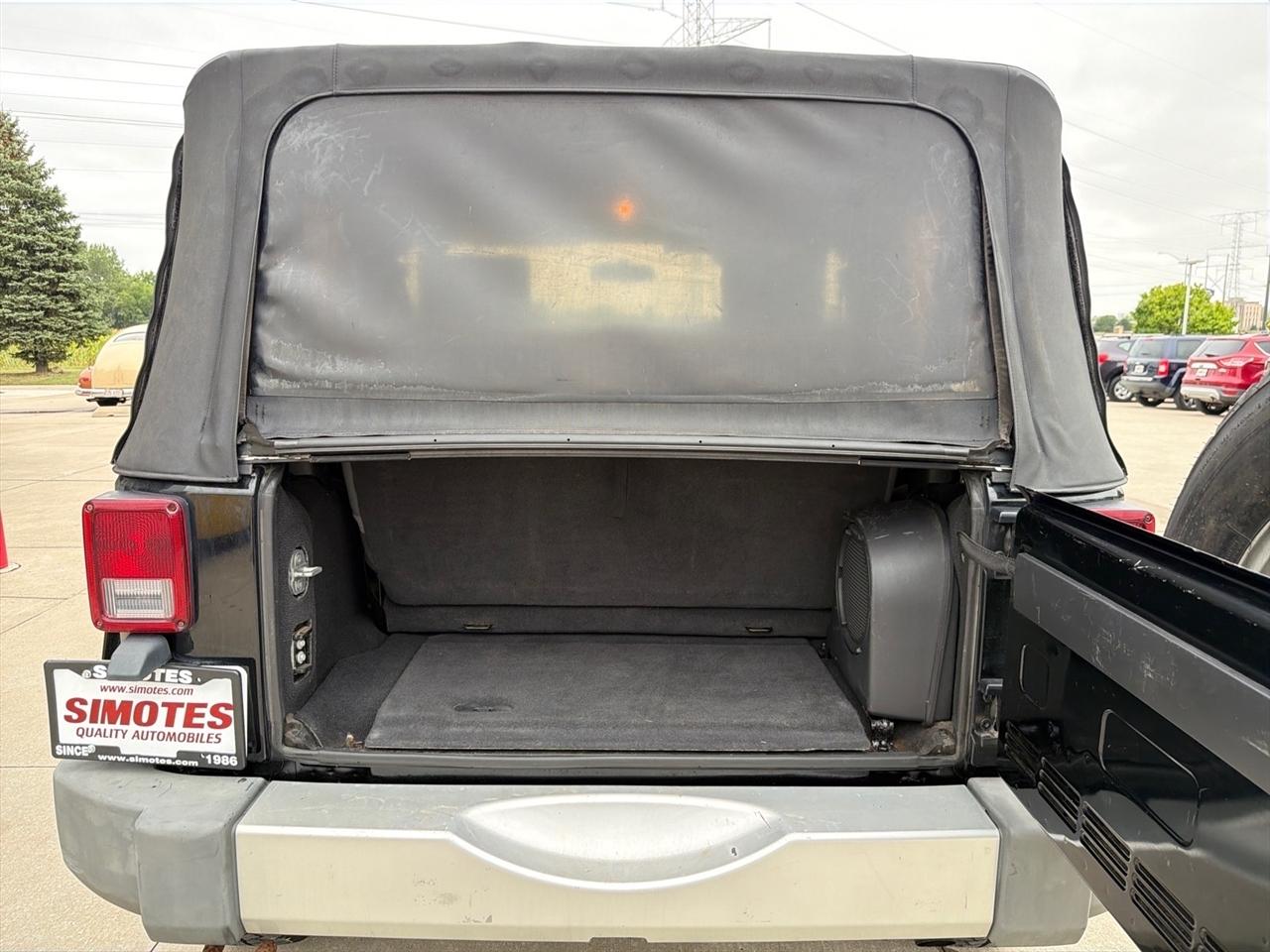 Jeep Wrangler 4WD 2dr Sahara 2009