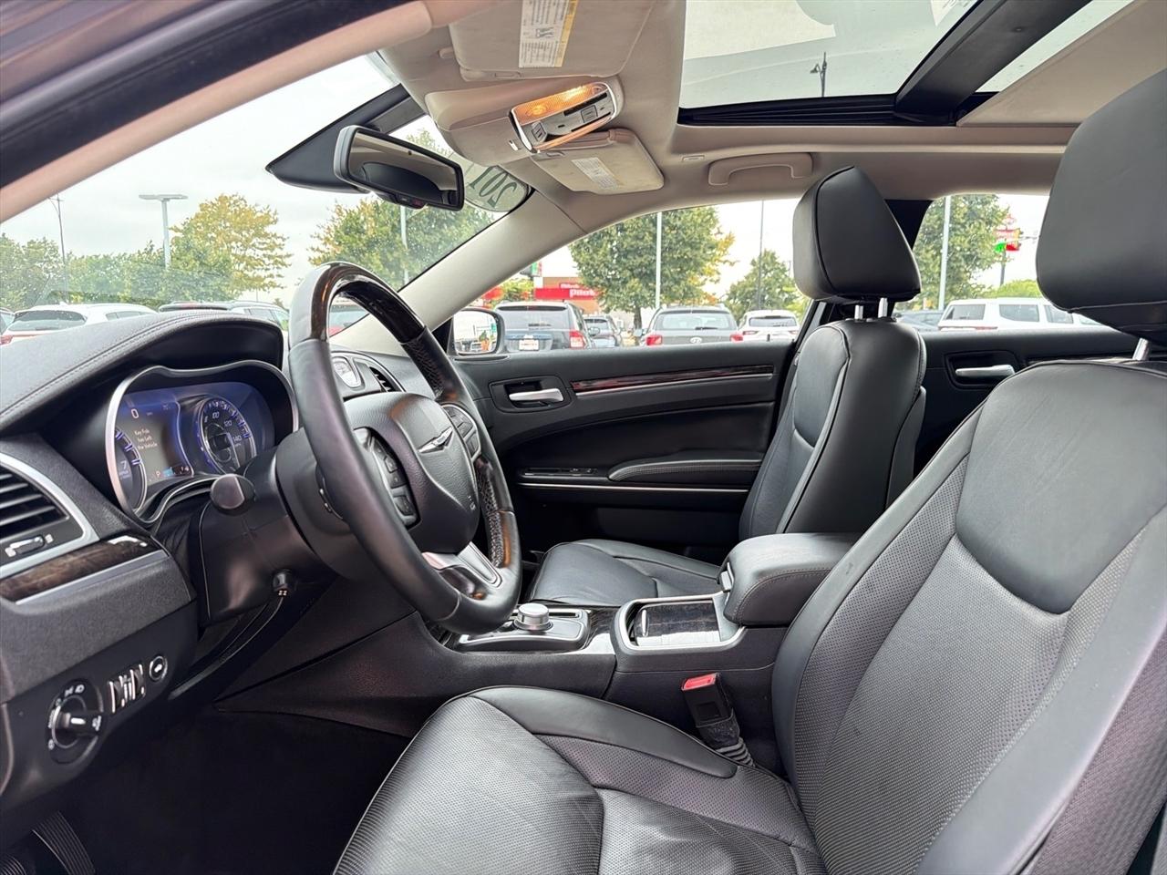 Chrysler 300 300C AWD 2017