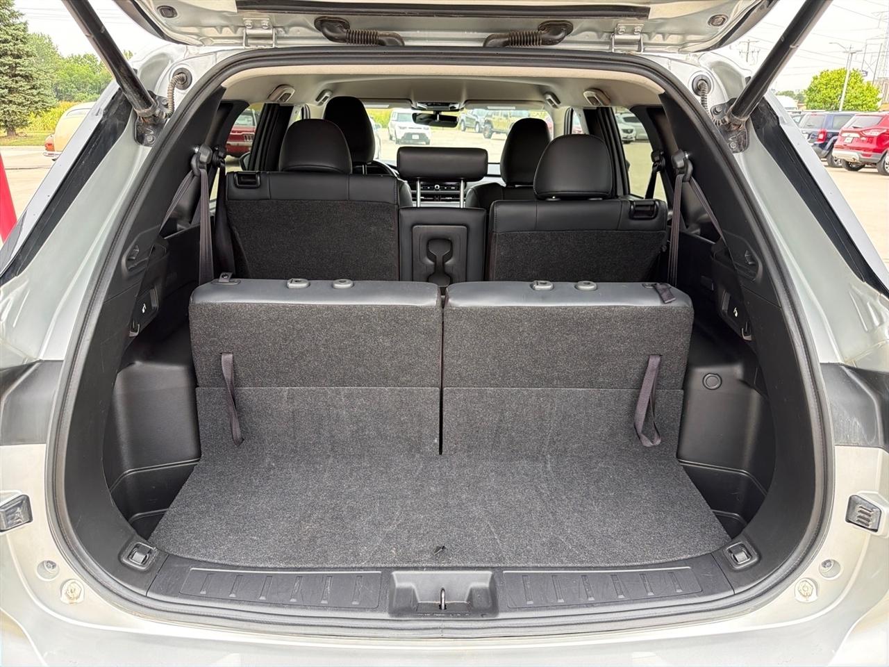 Mitsubishi Outlander Trail Edition S-AWC 2025