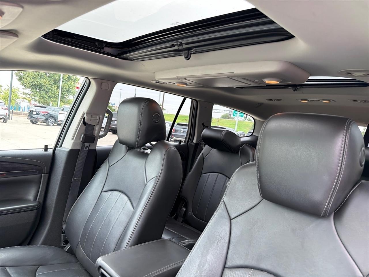 Buick Enclave AWD 4dr Premium 2016