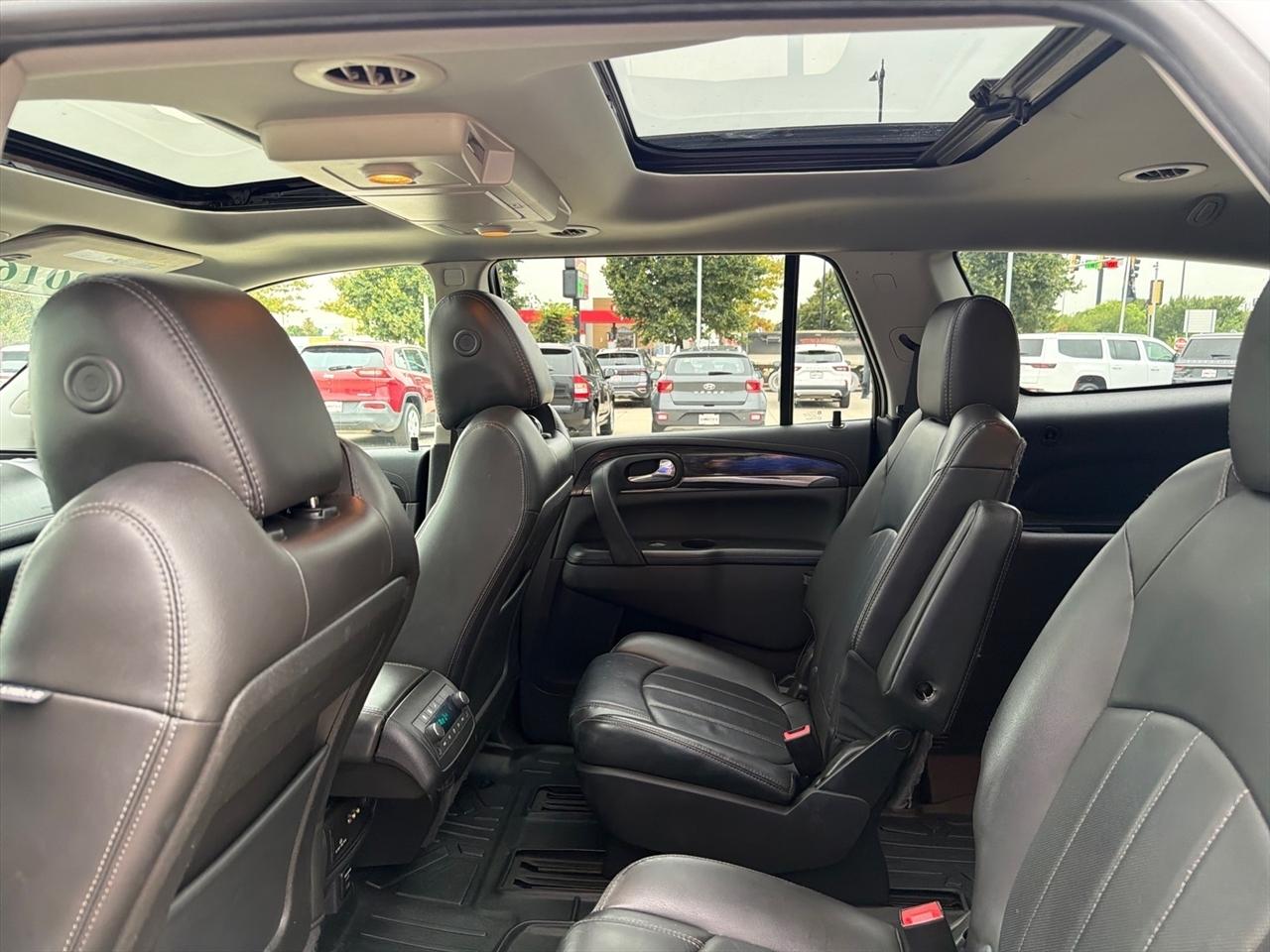 Buick Enclave AWD 4dr Premium 2016