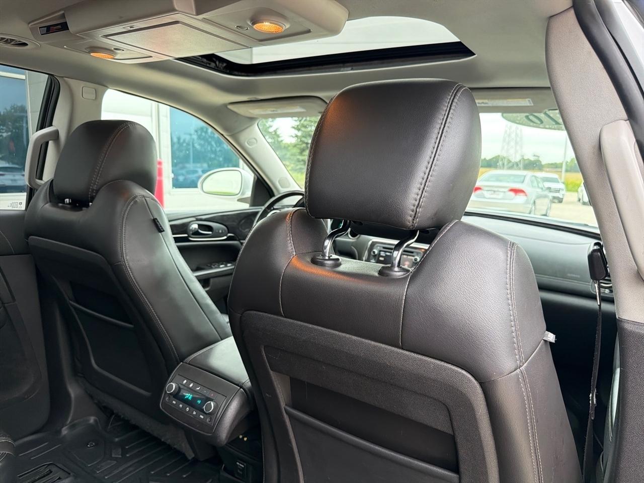 Buick Enclave AWD 4dr Premium 2016