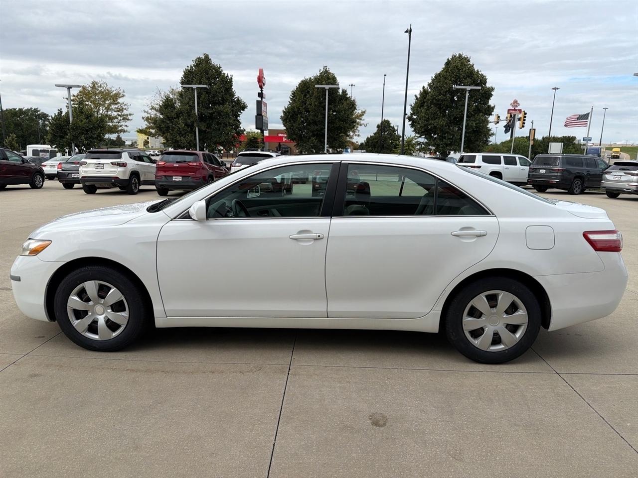 Toyota Camry LE 2009