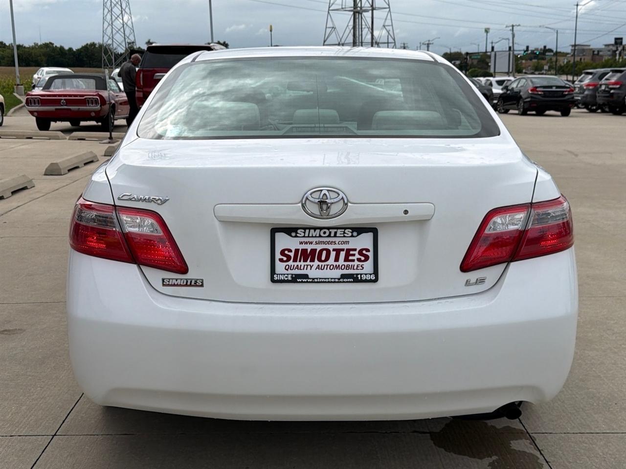 Toyota Camry LE 2009