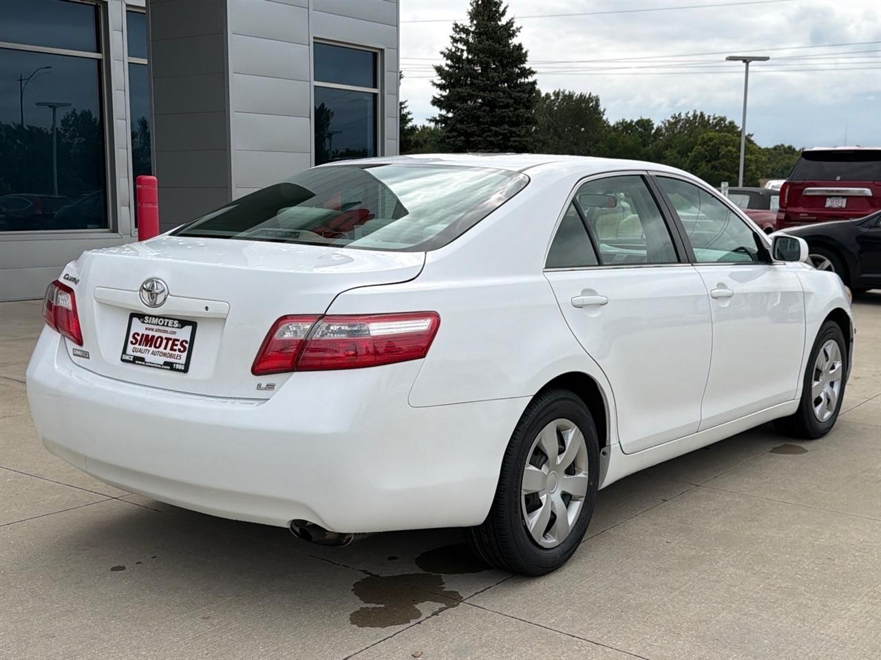 Toyota Camry LE 2009