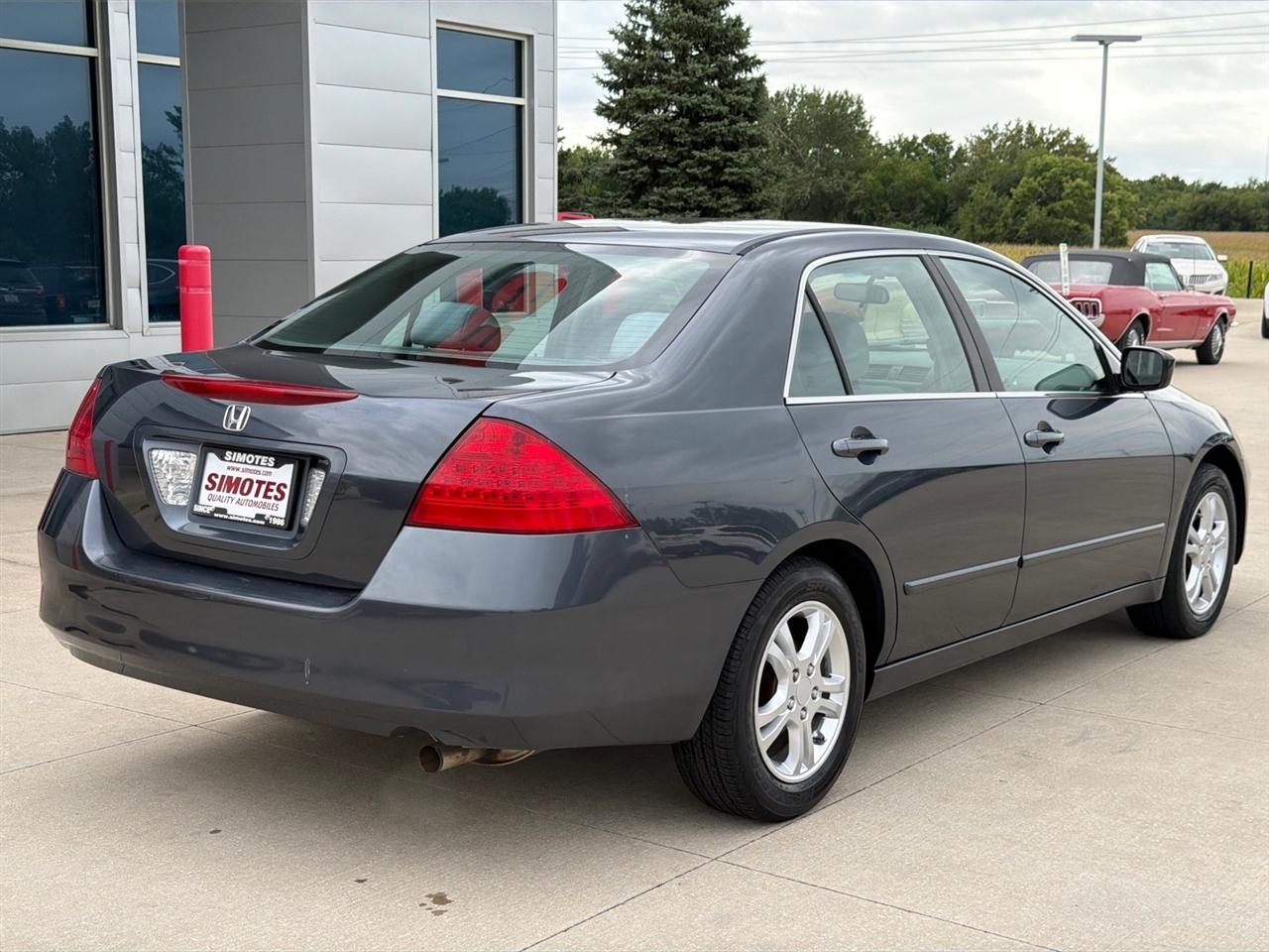 Honda Accord Sdn 4dr I4 AT LX SE 2007