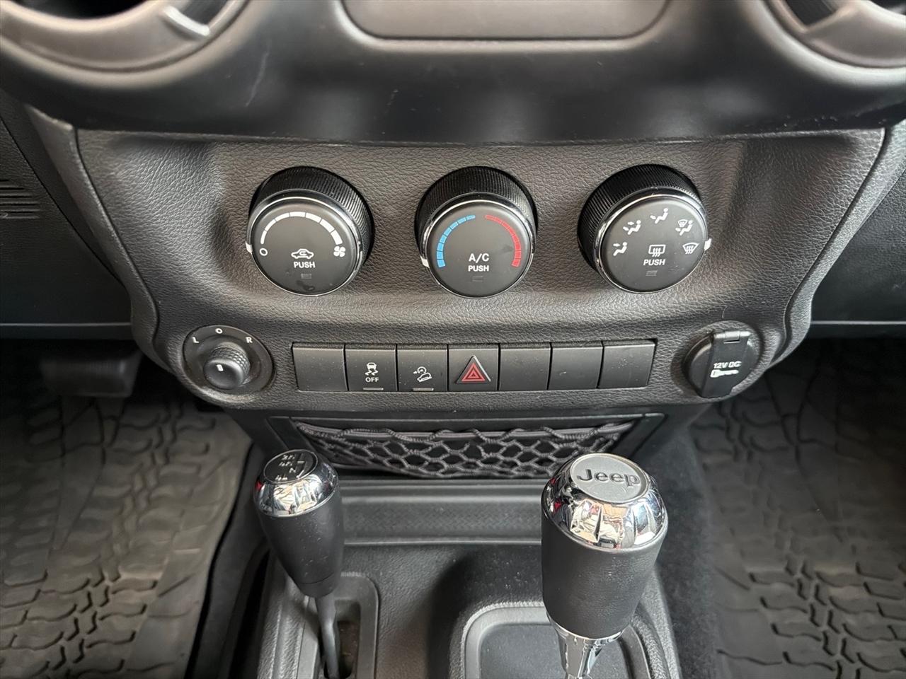Jeep Wrangler Unlimited Willys Wheeler 4x4 2017