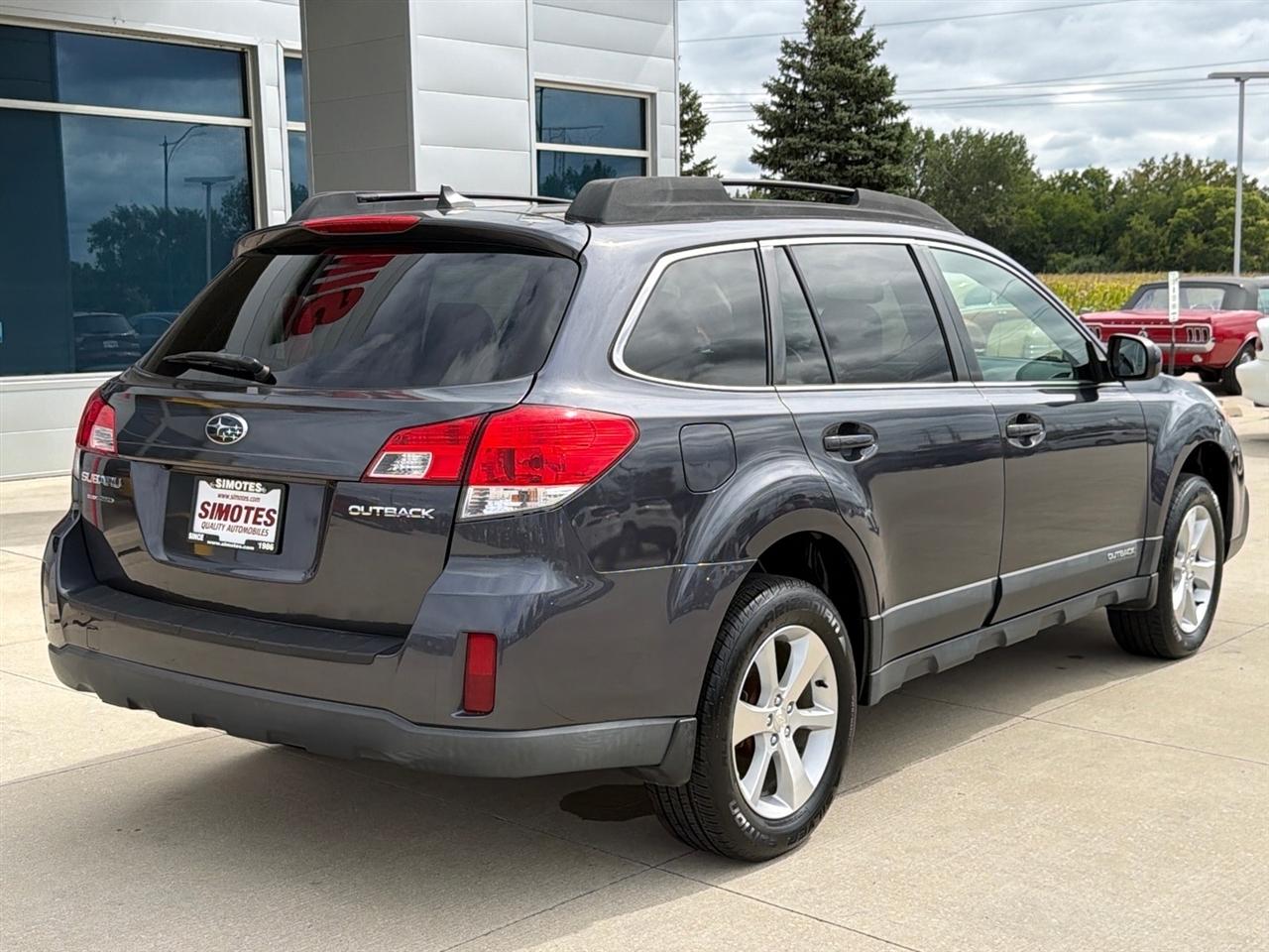 Subaru Outback 4dr Wgn H4 Auto 2.5i Limited 2013