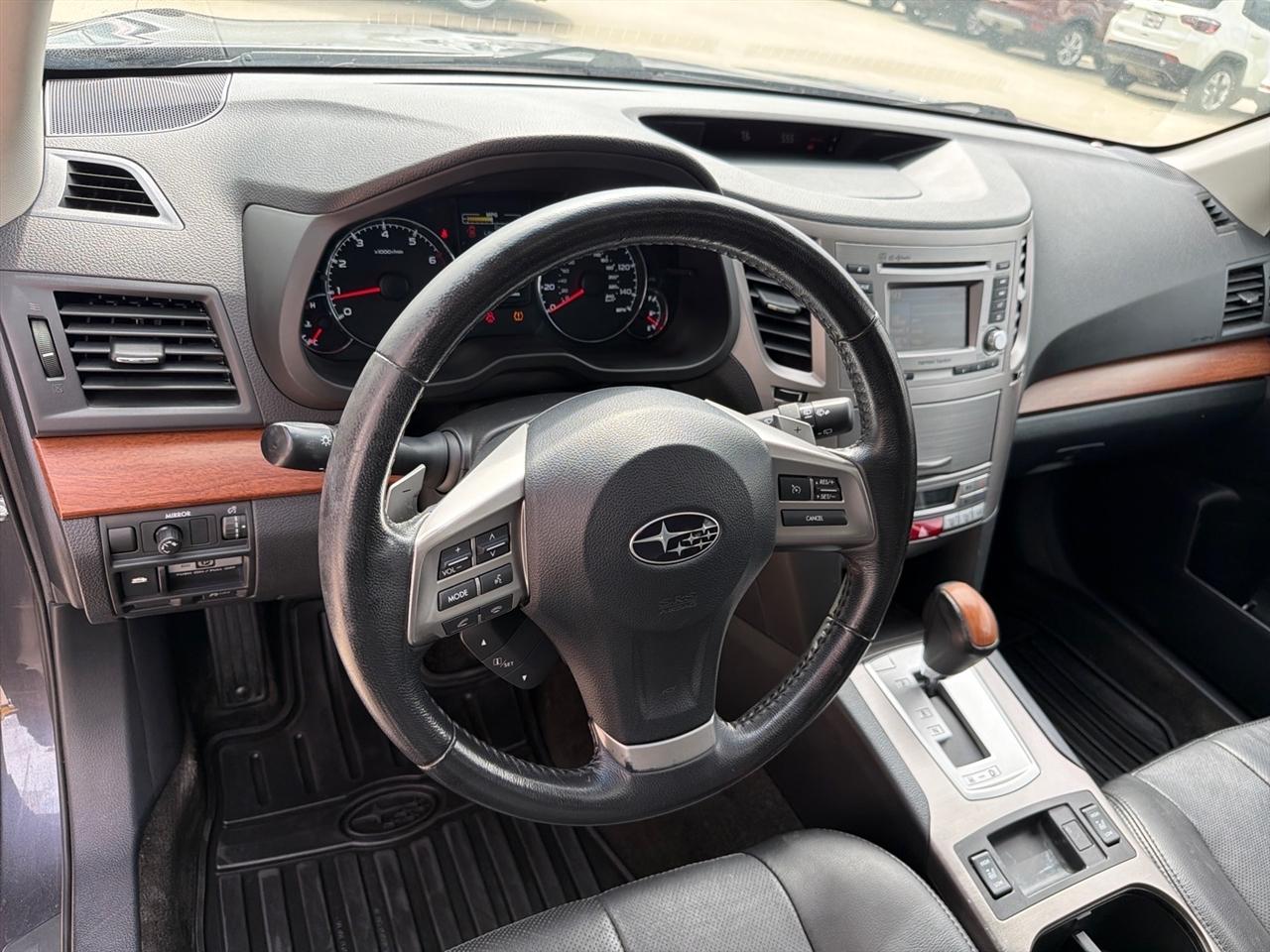 Subaru Outback 4dr Wgn H4 Auto 2.5i Limited 2013
