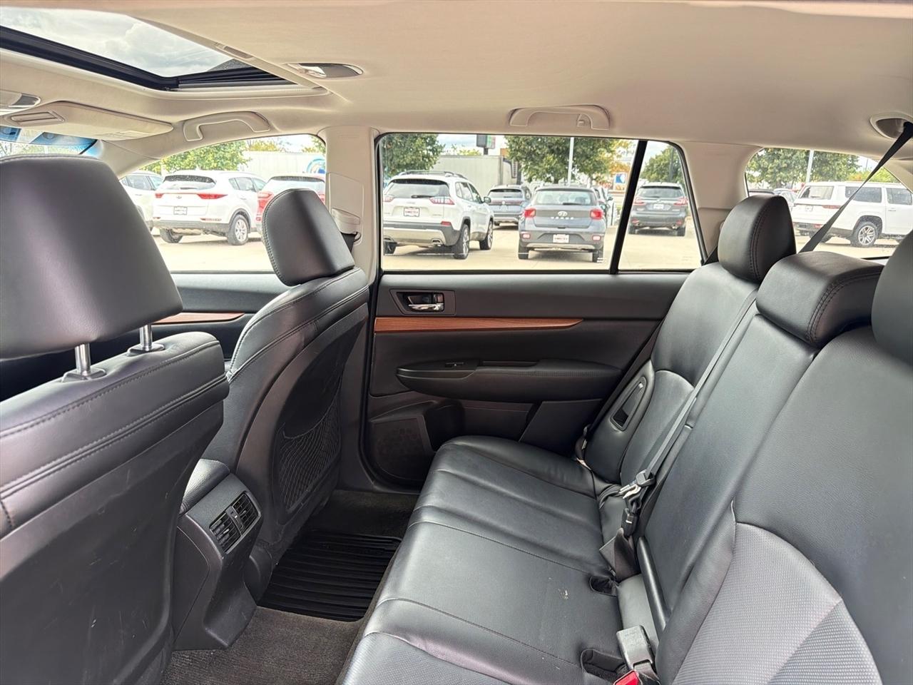 Subaru Outback 4dr Wgn H4 Auto 2.5i Limited 2013