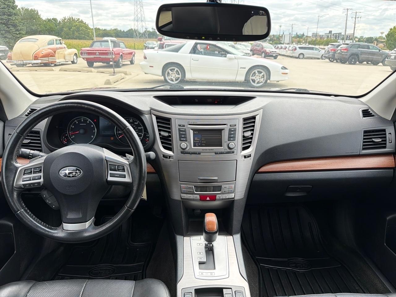 Subaru Outback 4dr Wgn H4 Auto 2.5i Limited 2013