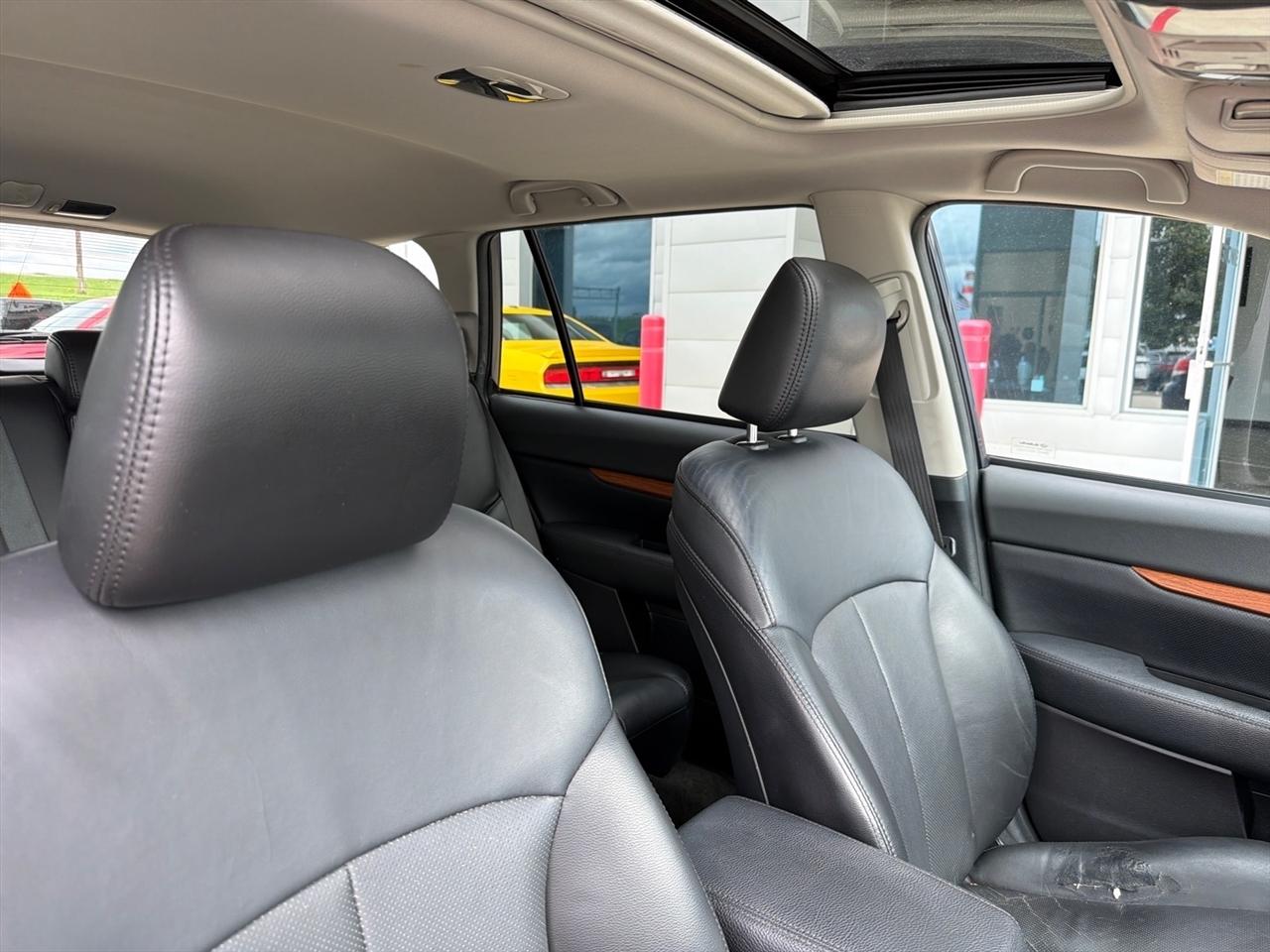 Subaru Outback 4dr Wgn H4 Auto 2.5i Limited 2013