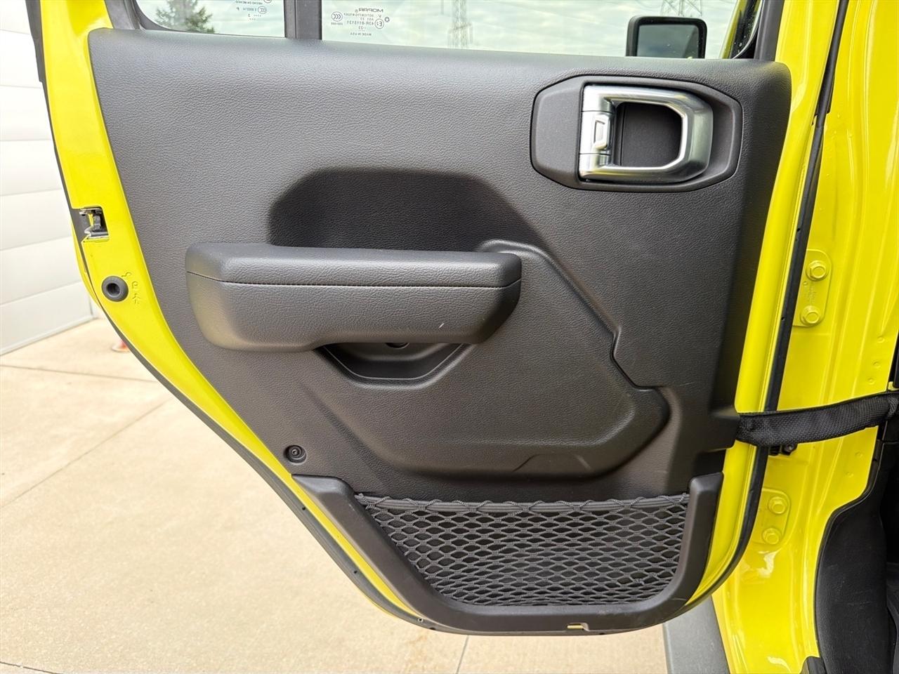 Jeep Wrangler High Tide 4 Door 4x4 2023